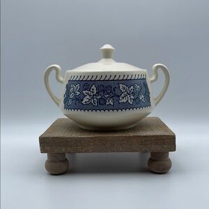 Homer Laughlin Shakespeare Country Blue‎ Sugar Bowl with Lid